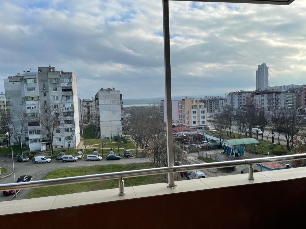 Dety'S Apartment 布尔加斯 外观 照片